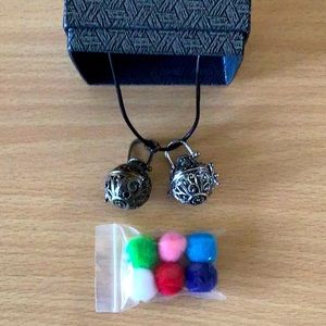 Essential oil diffuser necklace